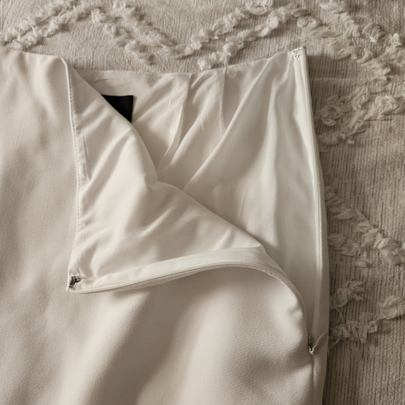 Intermix Dover Flounce Skirt Asymetrical White Size Small - Picture 7 of 13